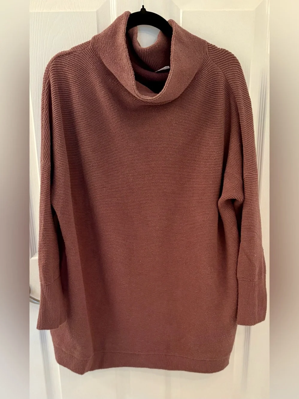 Free People Ottoman Slouchy Tunic Sweater in Nutmeg Taupe